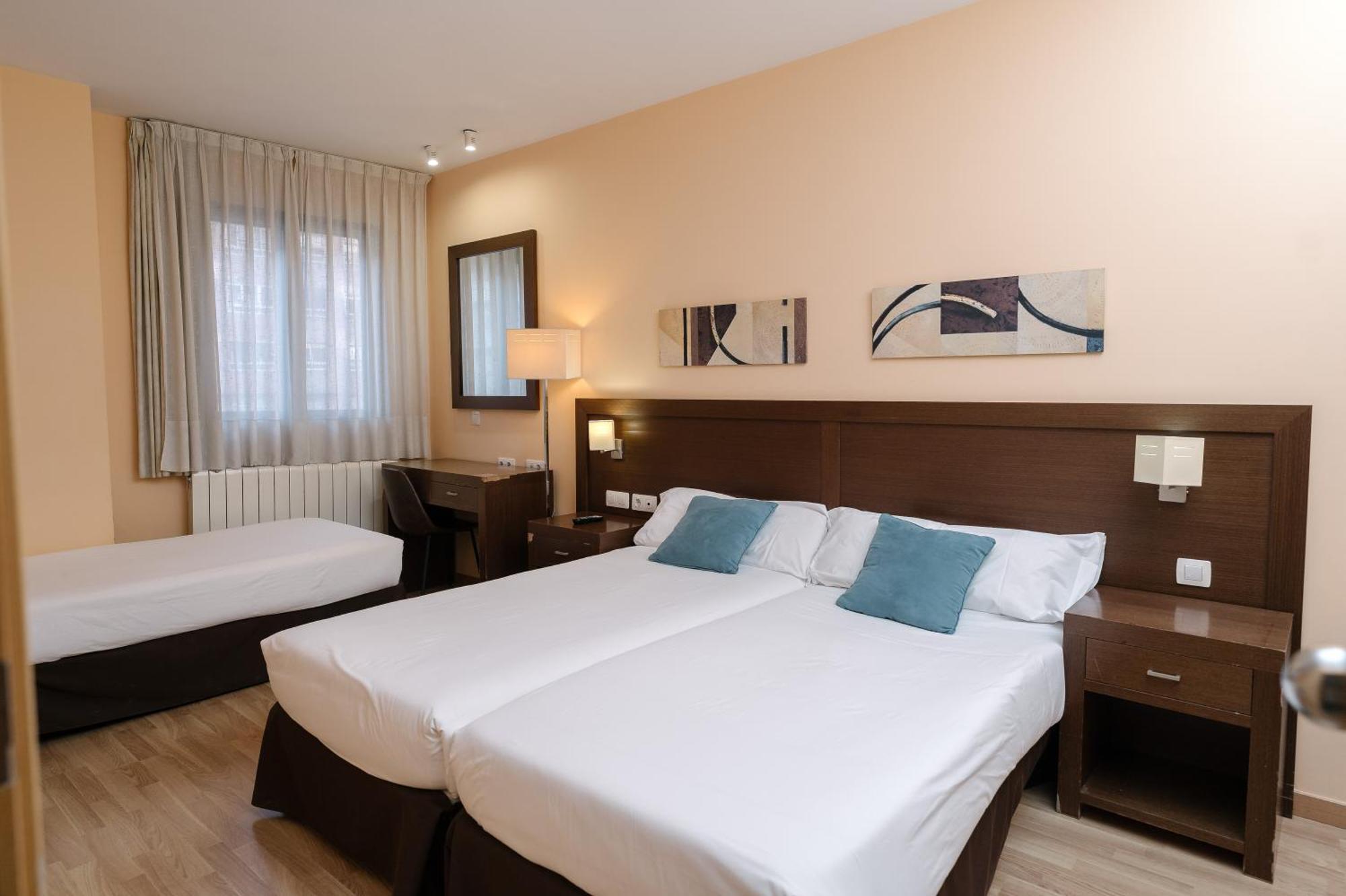 Hostal Acanto Burgo エクステリア 写真